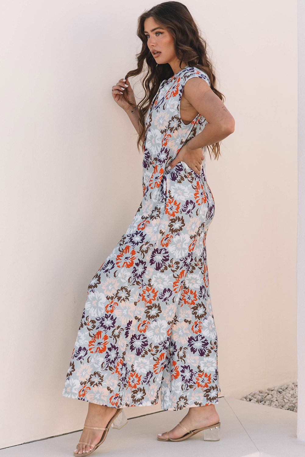 Long jumpsuit with floral print 