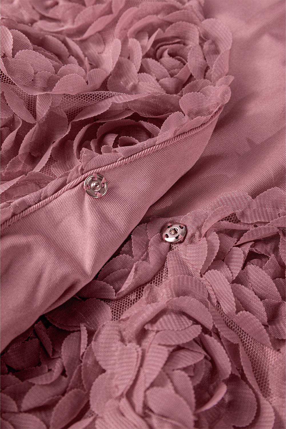 Body with embossed texture 