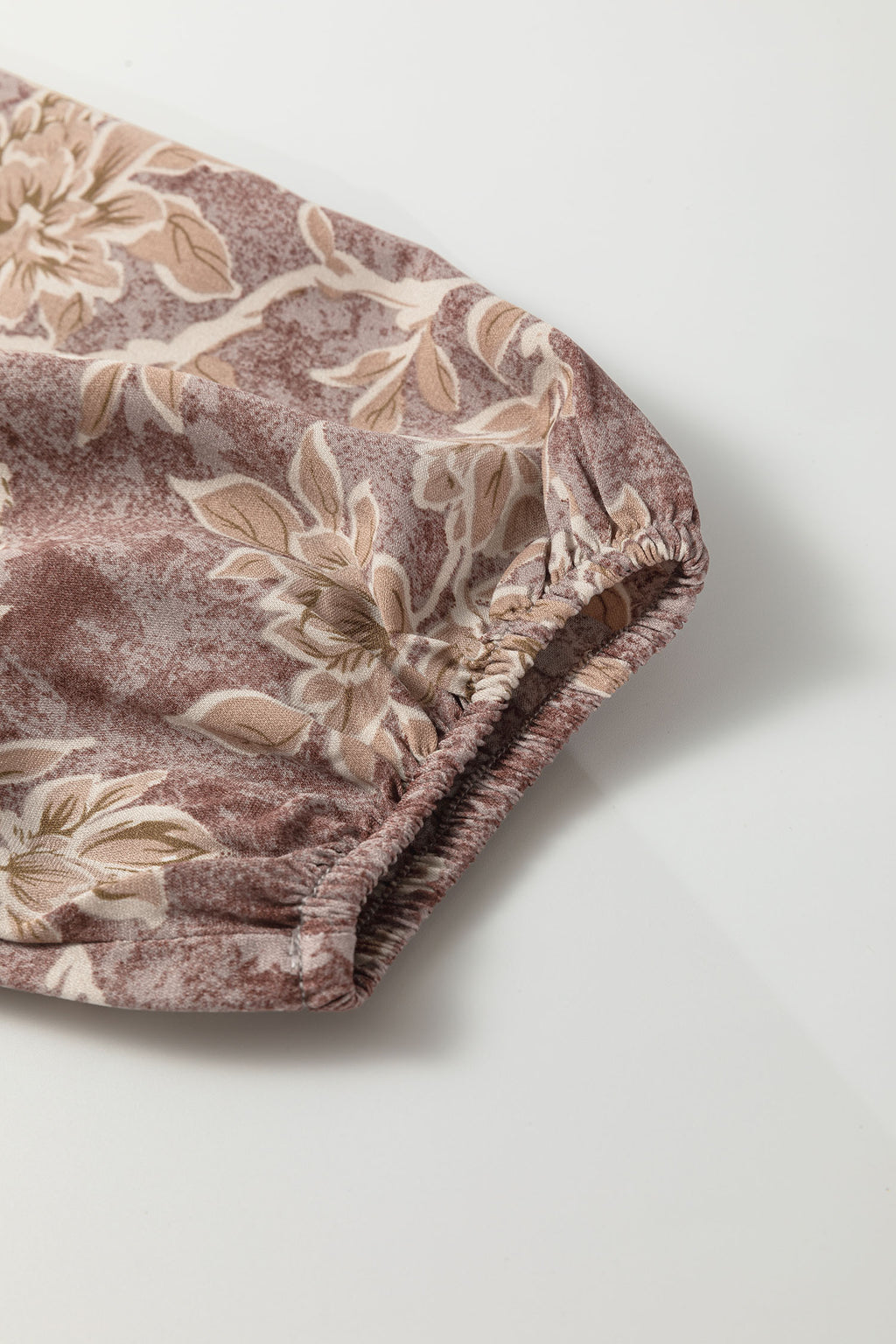 Long dress with floral print 