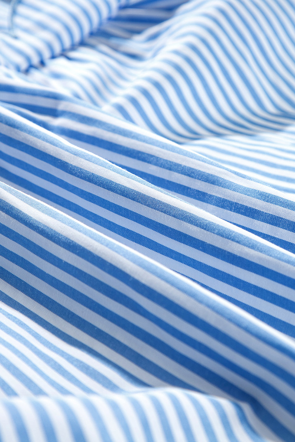 Дълга рокля на райе