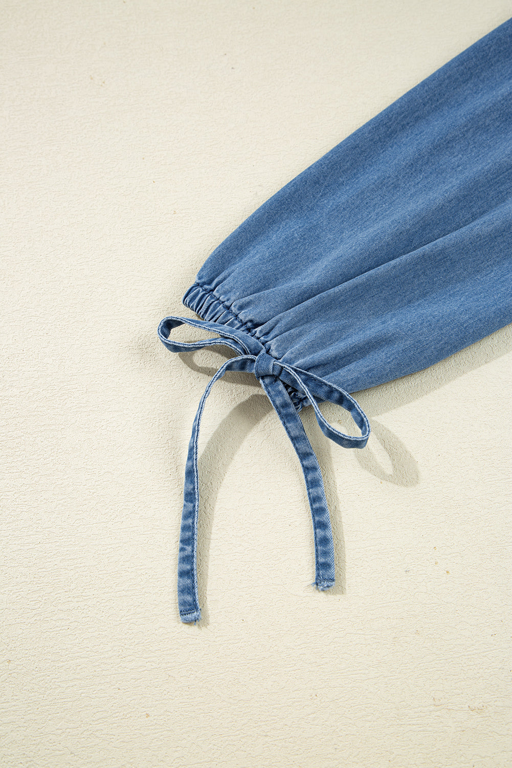 Дълъг ръкав с връзки на дънкова блуза