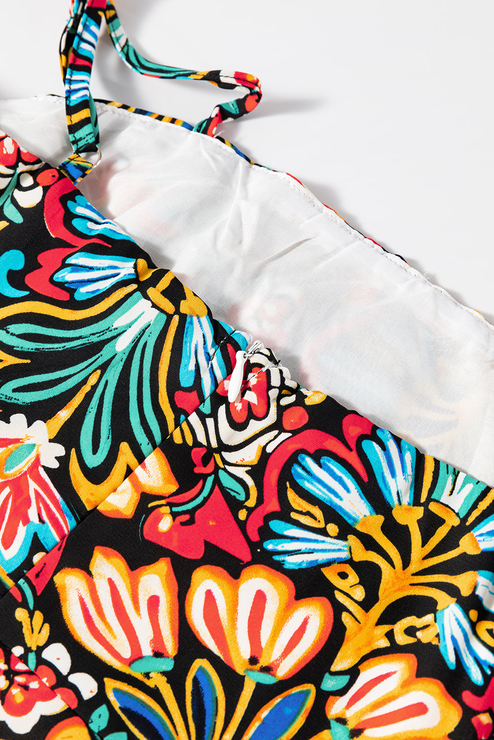 Long dress with floral print 