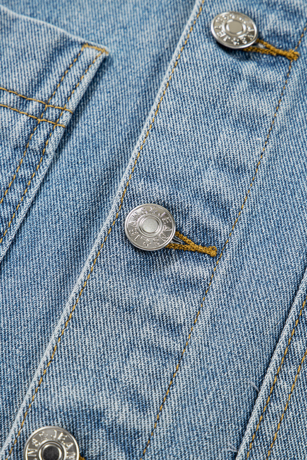 Denim jacket in blue, boyfriend style 