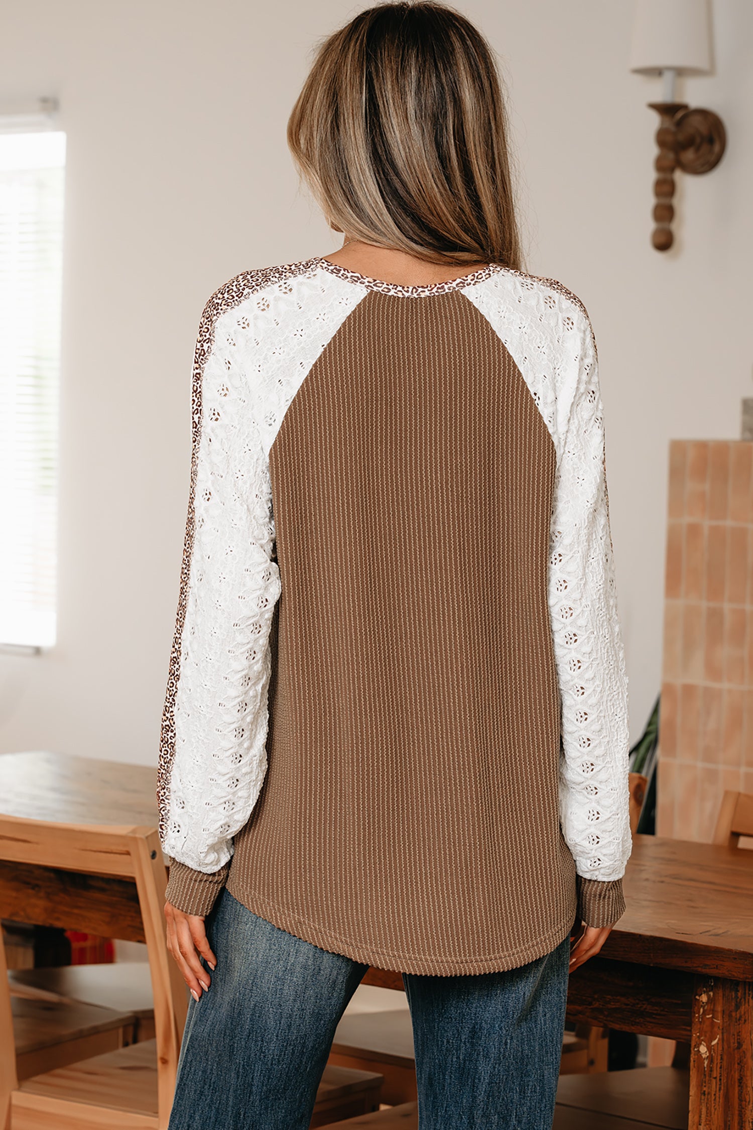 Long-sleeved blouse 