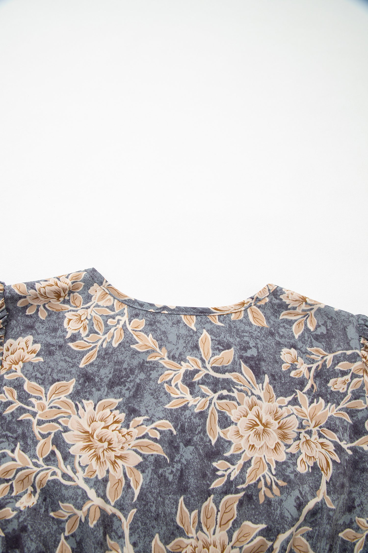 Long dress with floral print 