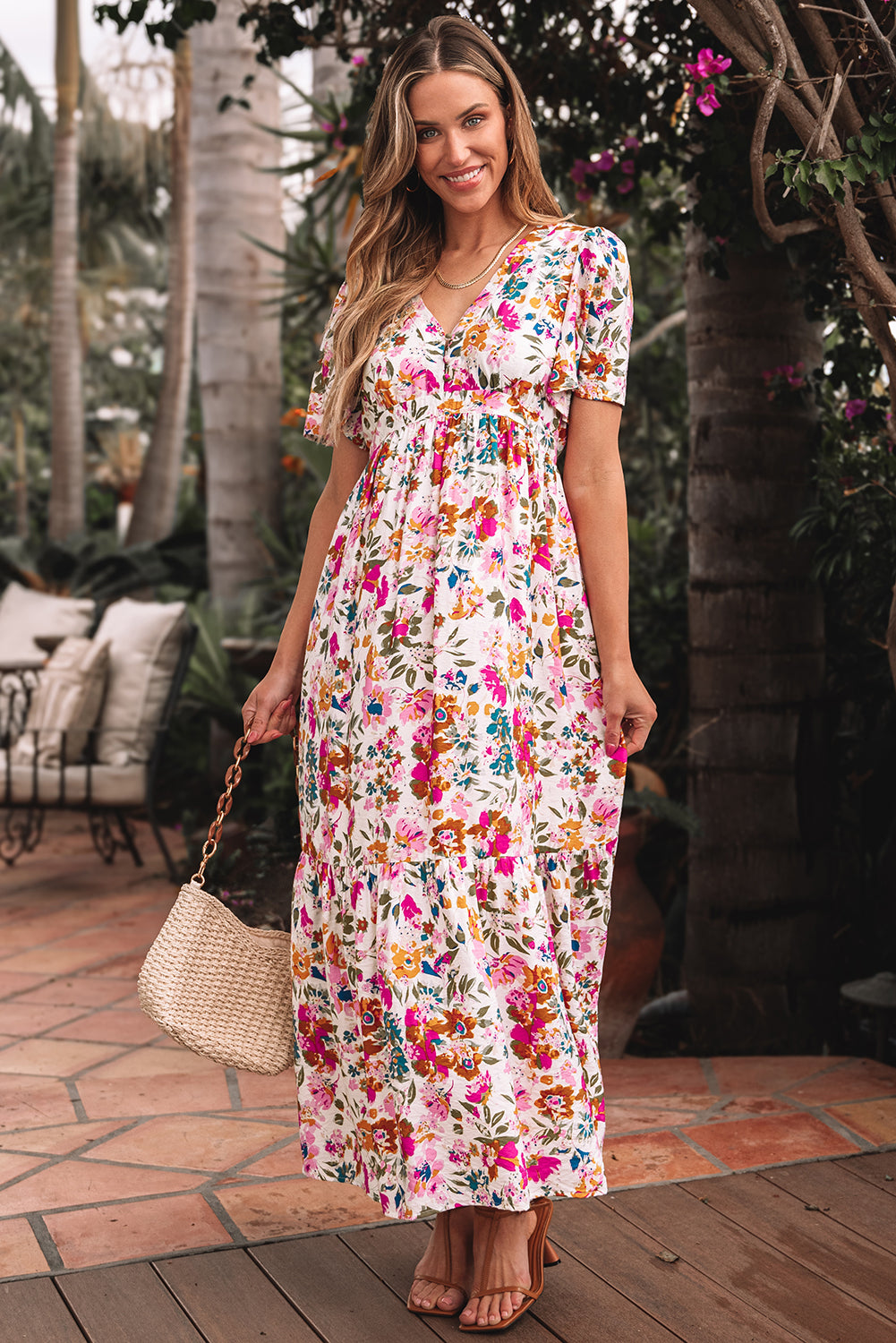 Long dress with floral print 