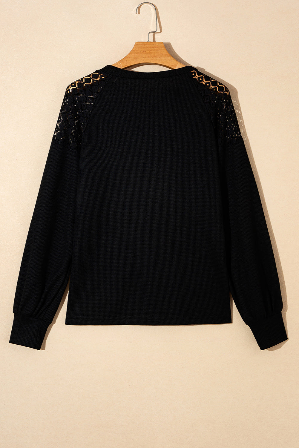 Long-sleeved blouse 