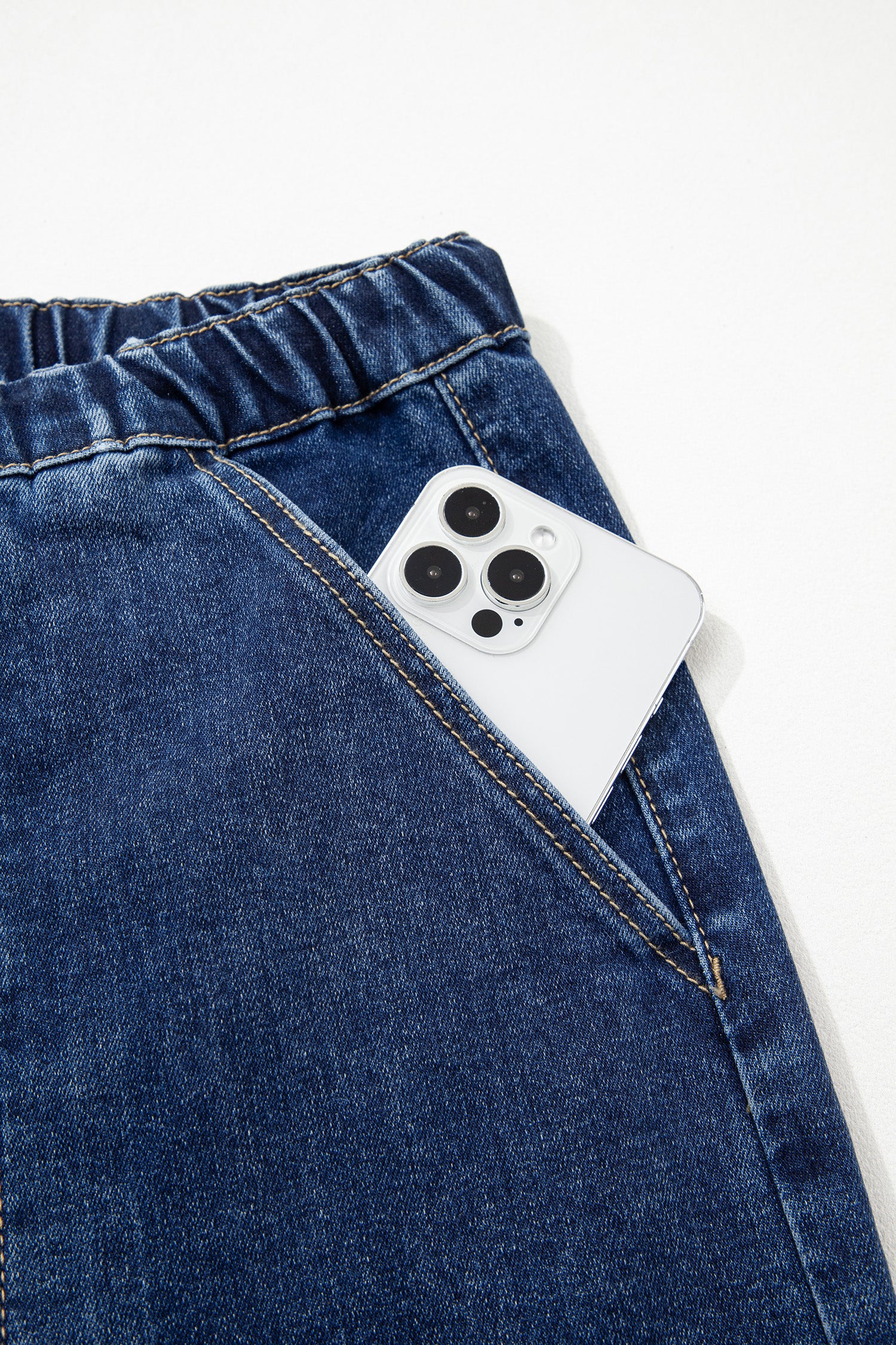 Дънки с ластична талия