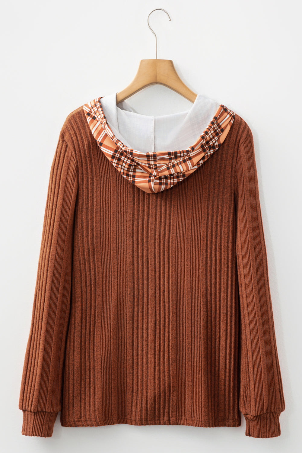 Sweatshirt with hood 