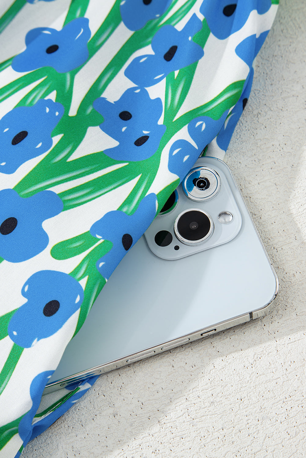 Long dress with floral print 