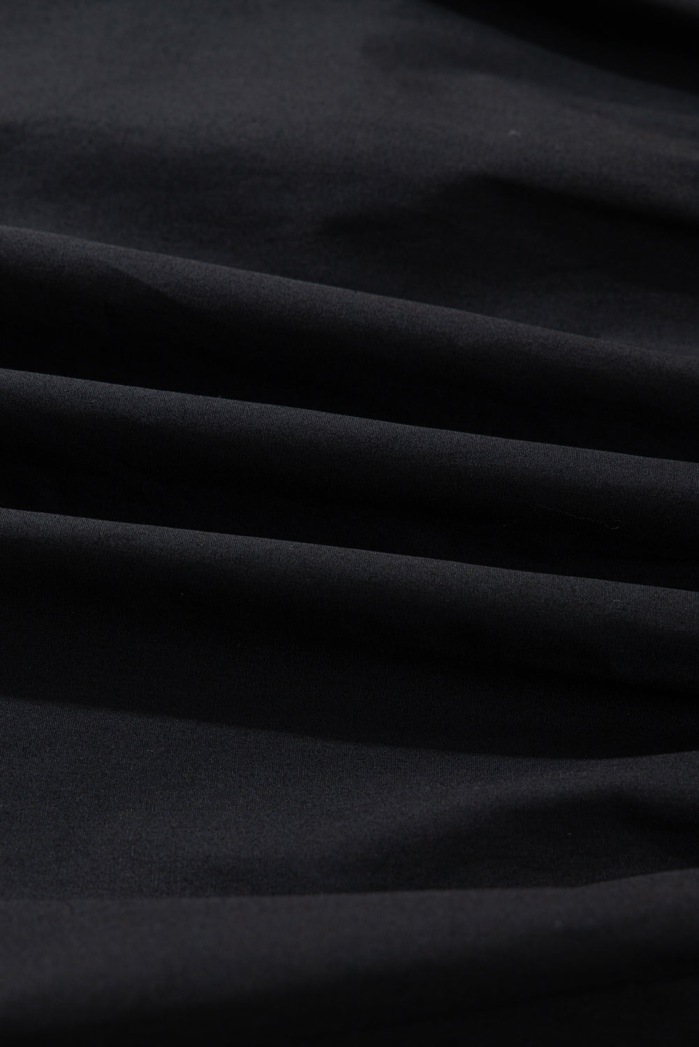 Cotton dress with contrasting details 