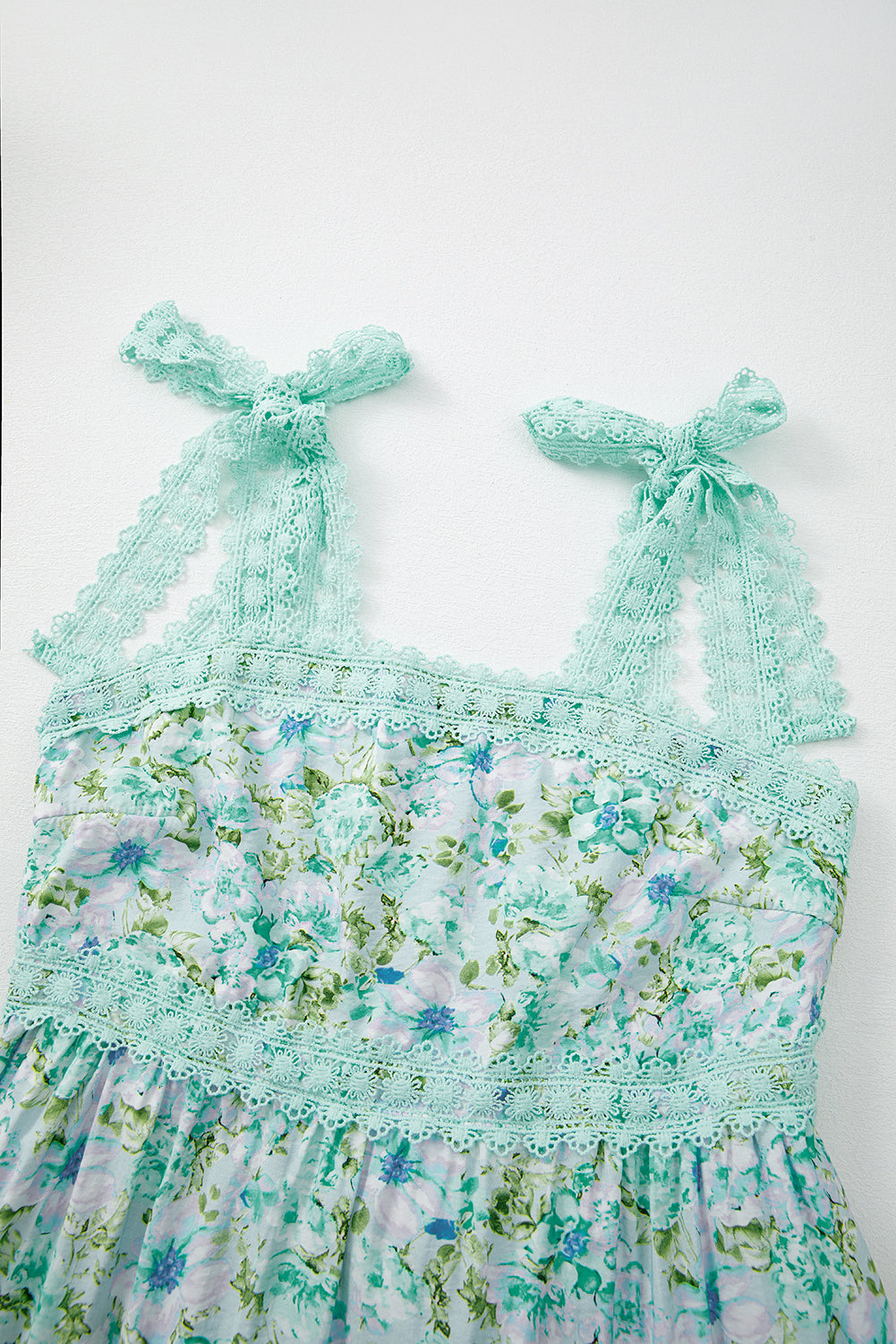 Long dress with floral print 