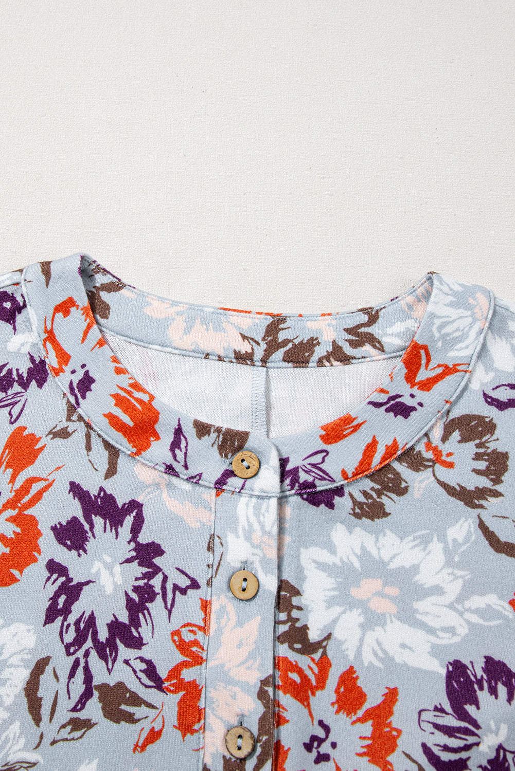 Long jumpsuit with floral print 