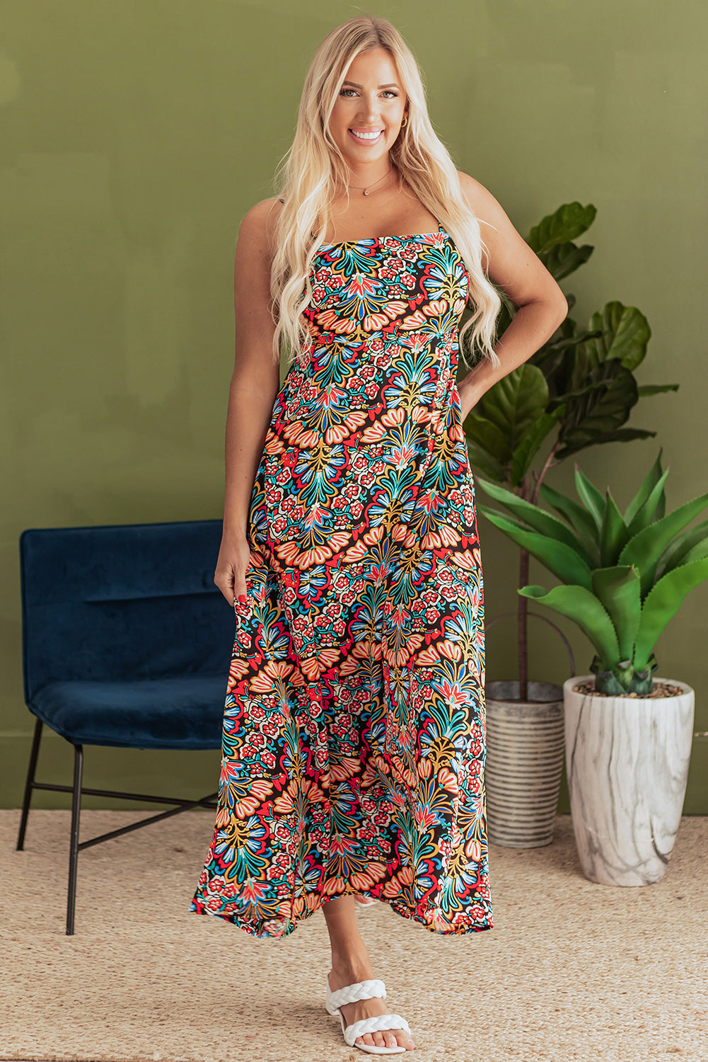 Long dress with floral print 