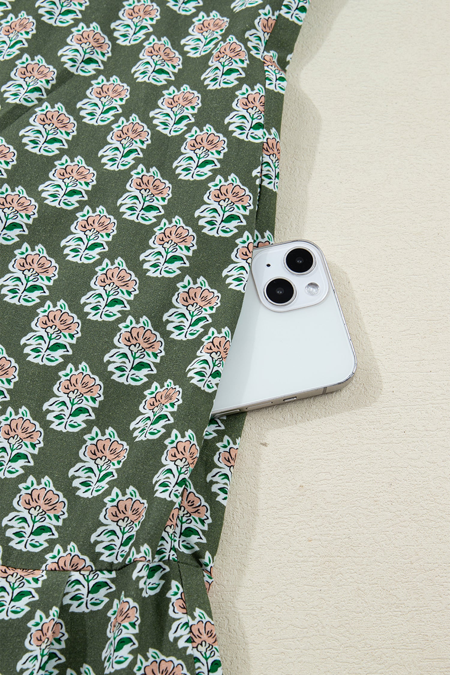 Рокля с флорален принт