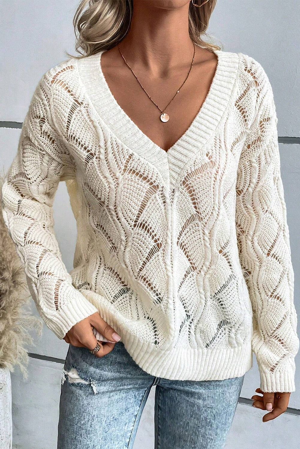 V-neck sweater 