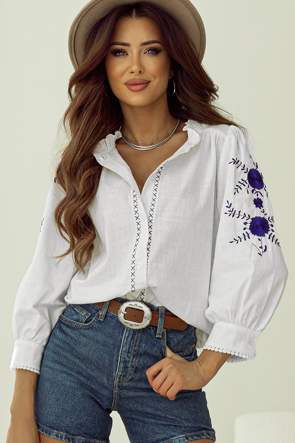 Cotton shirt with floral embroidery