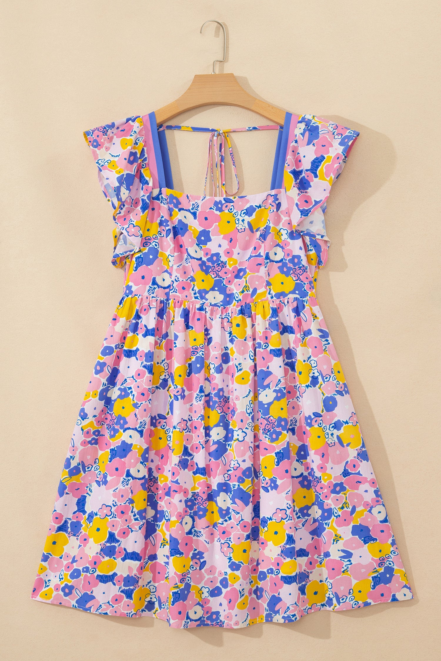 Свободна дамска рокля с квадратно деколте