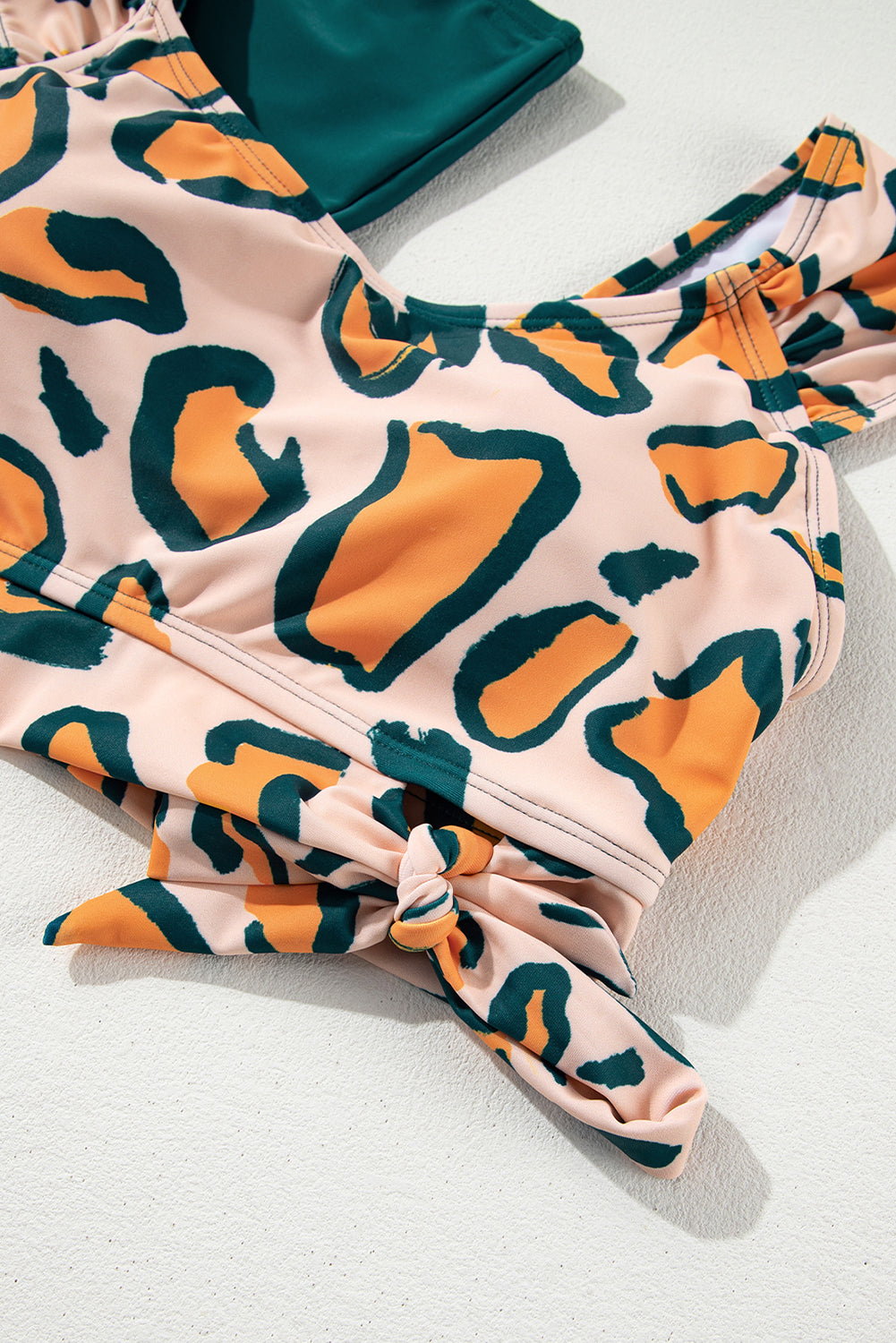 Бански комплект от две части