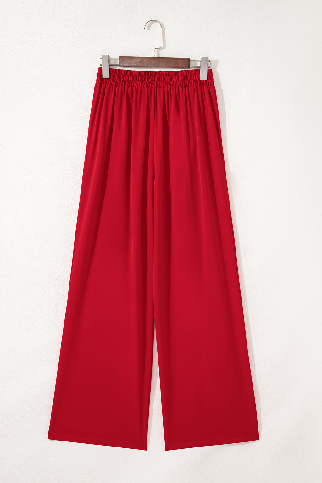 High-waisted trousers 