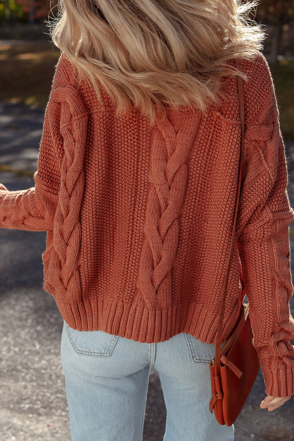 Loose sweater 