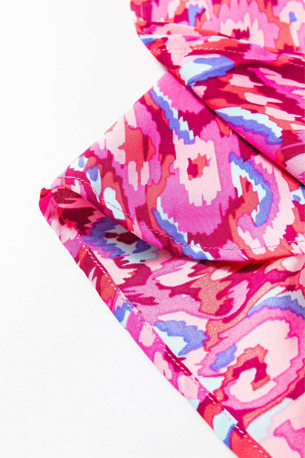 Loose tunic-type blouse 