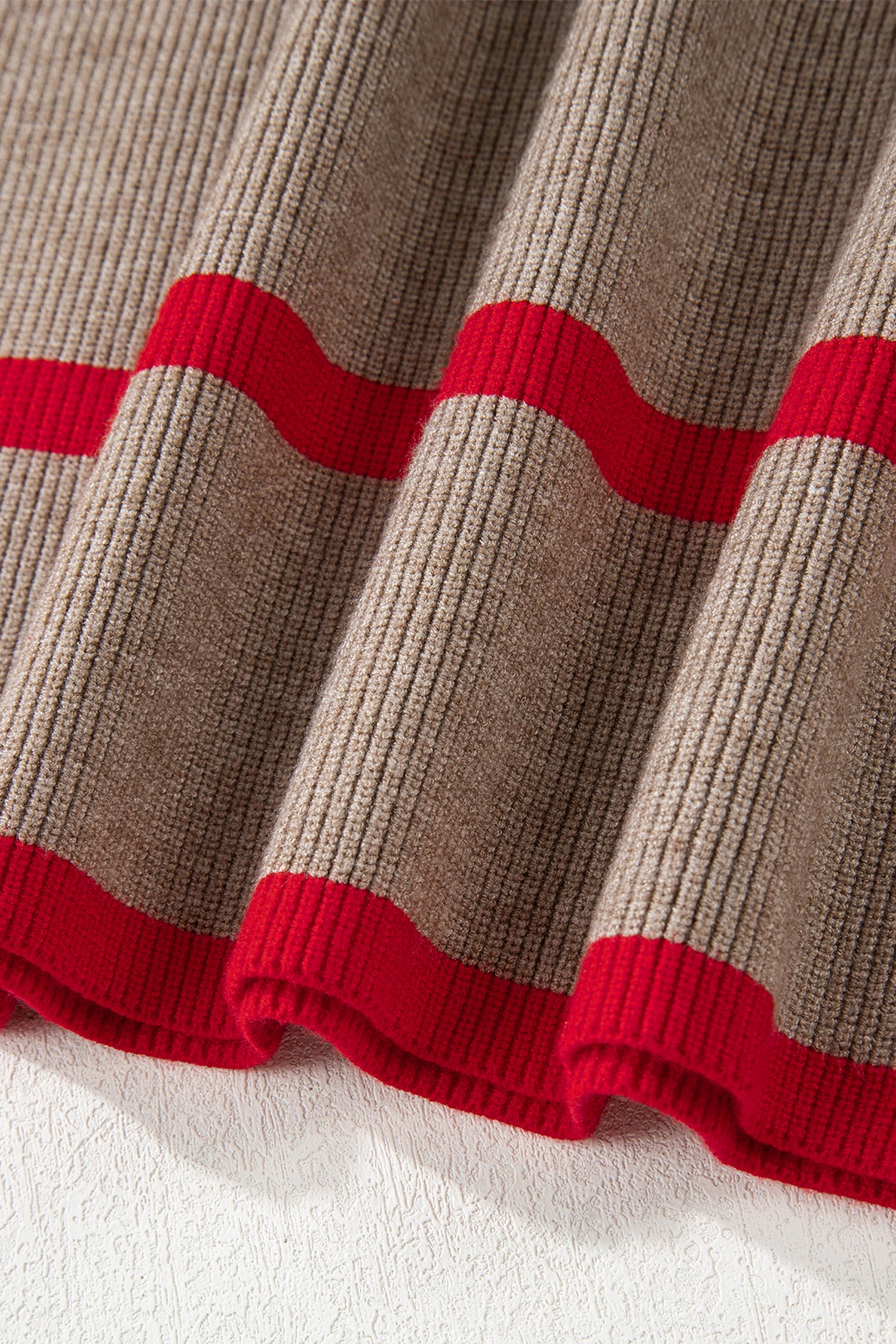 Sweater with buttons 
