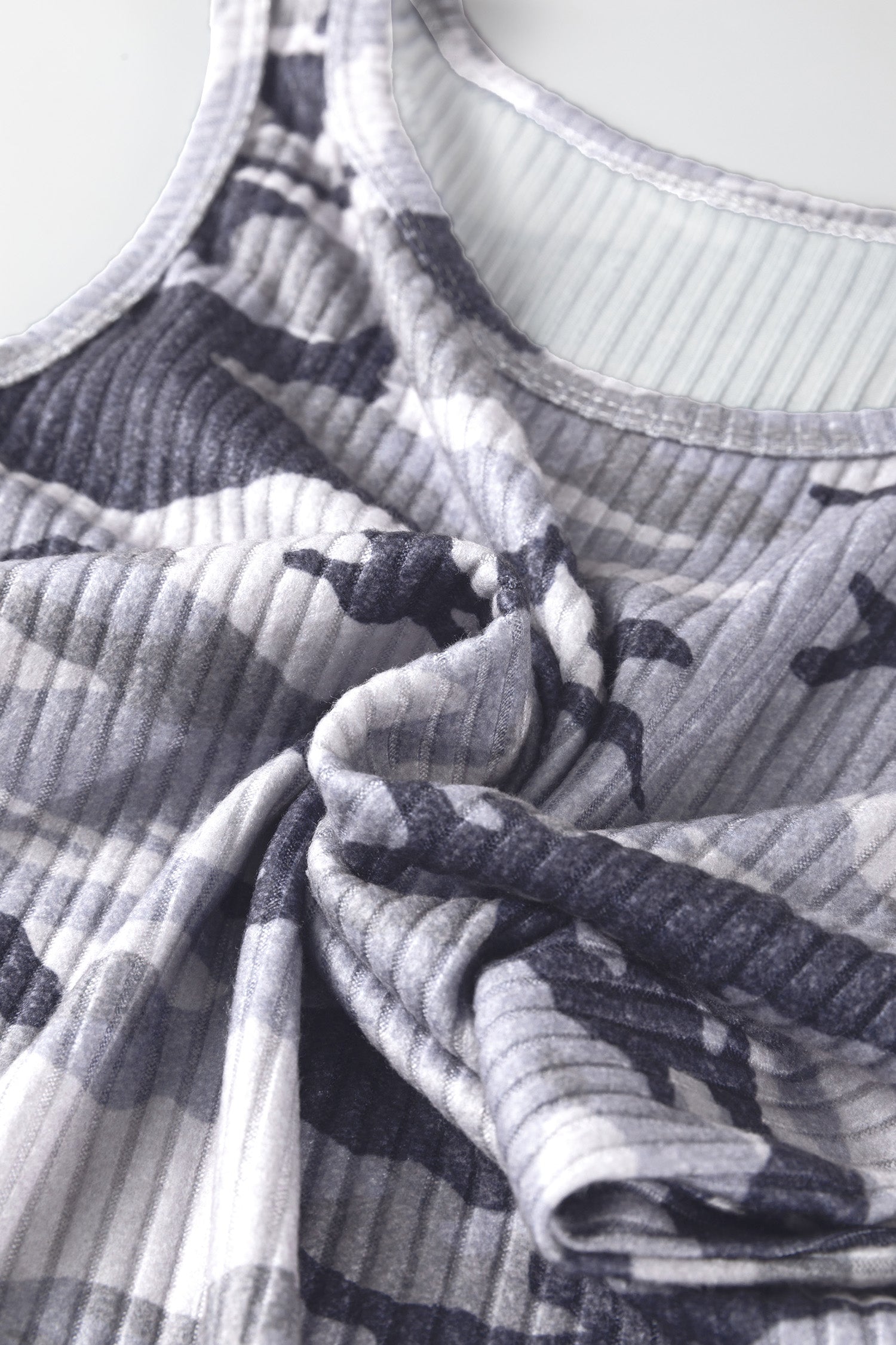 Потник с камуфлажен принт