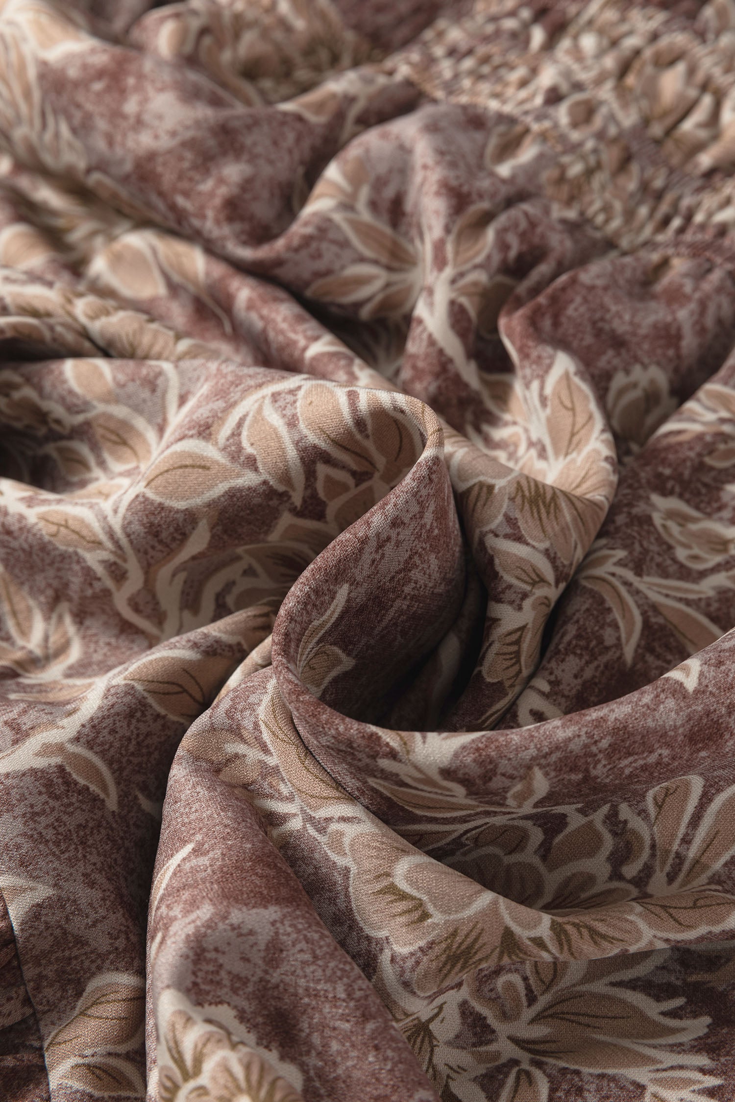 Long dress with floral print 