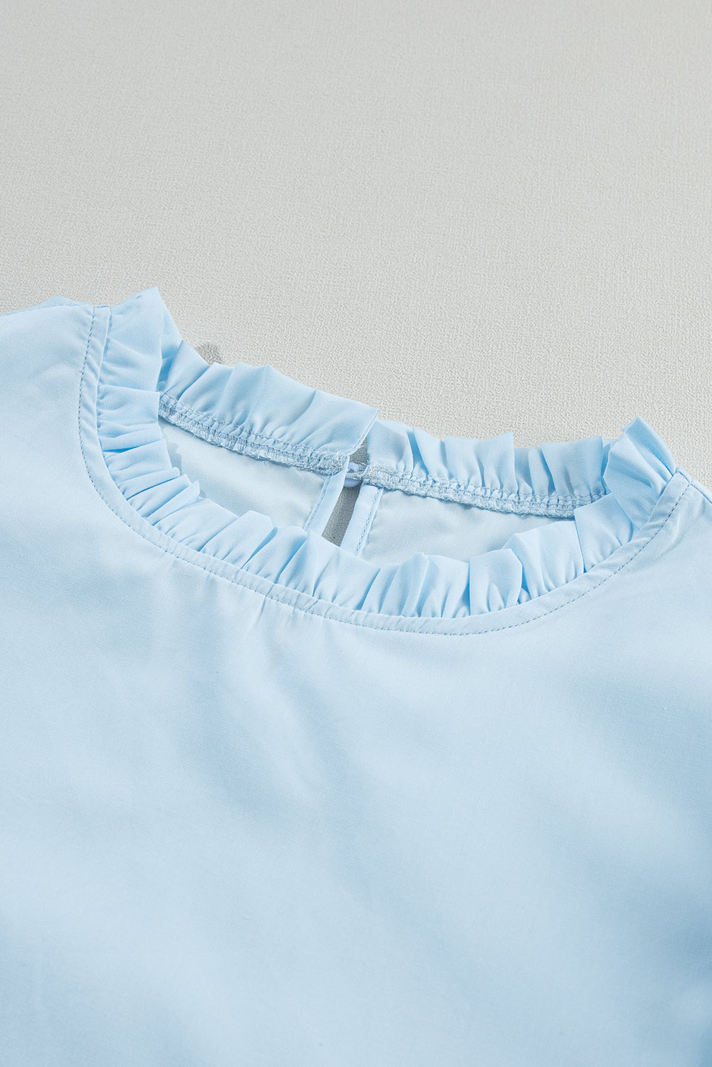 Блуза с къс ръкав