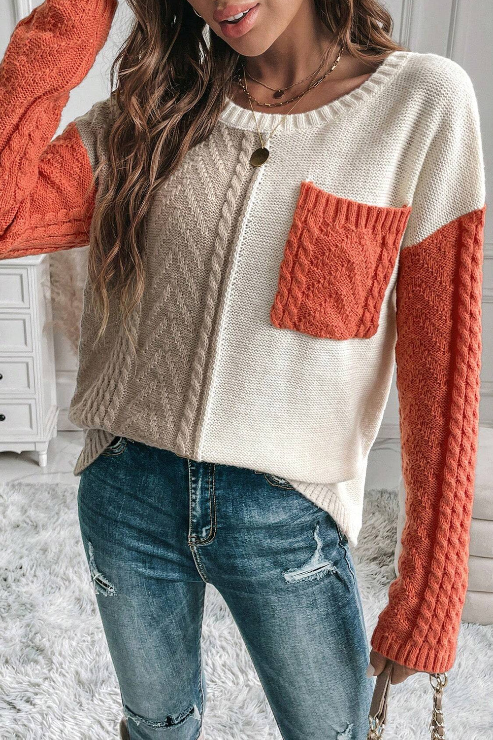 Sweater with pocket 