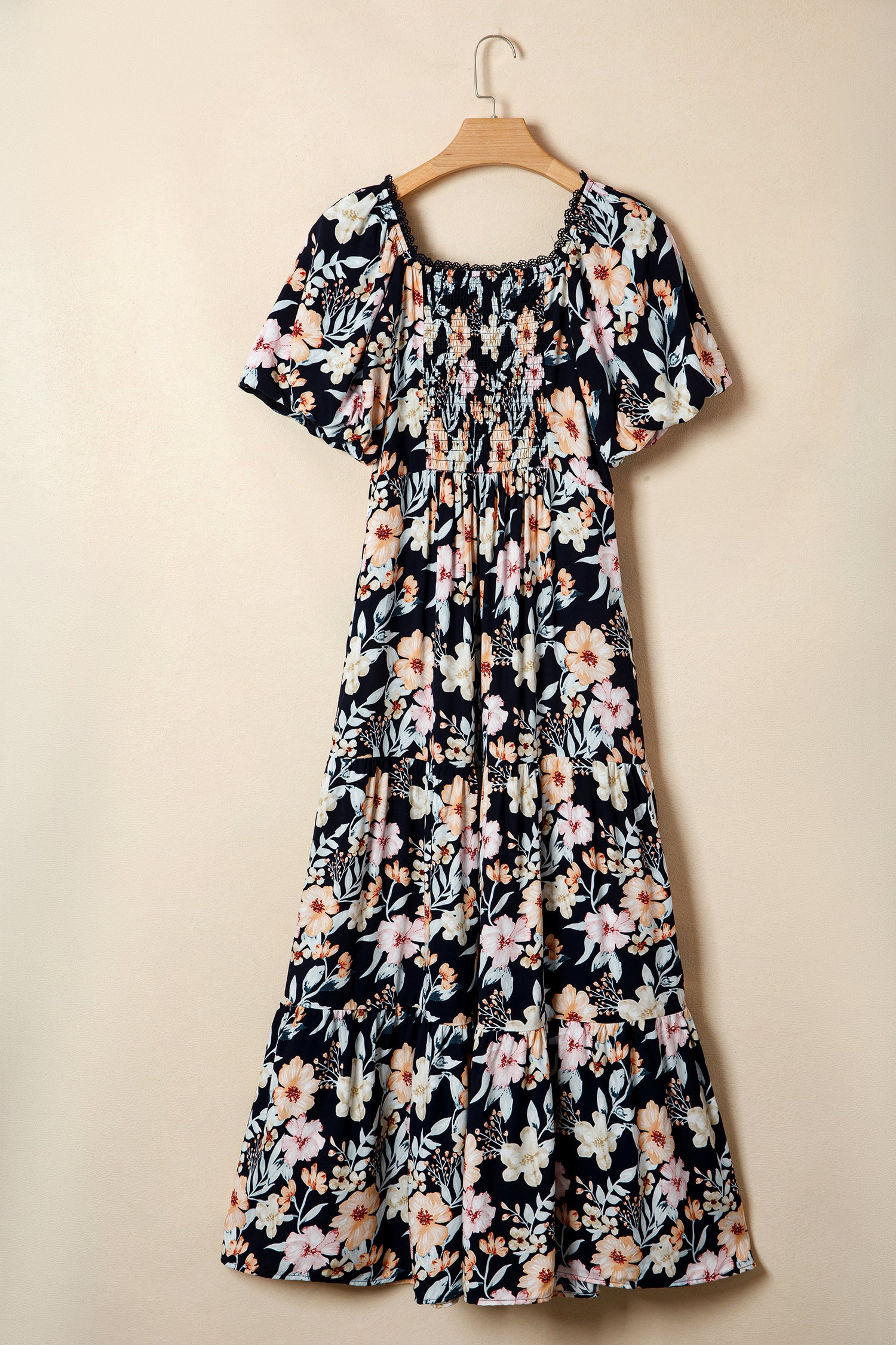 Long dress with floral print 
