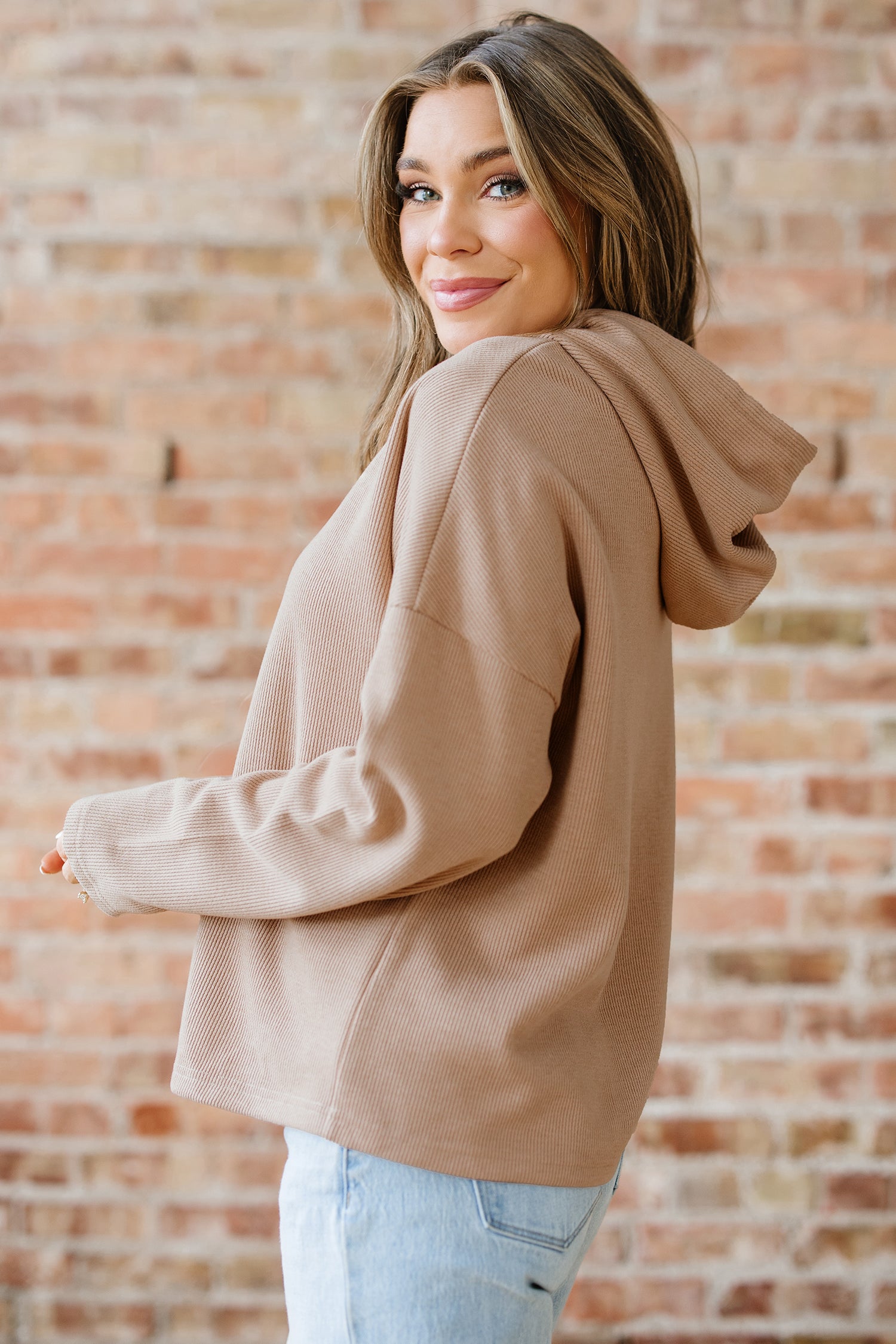 Thermal sweatshirt with hood 