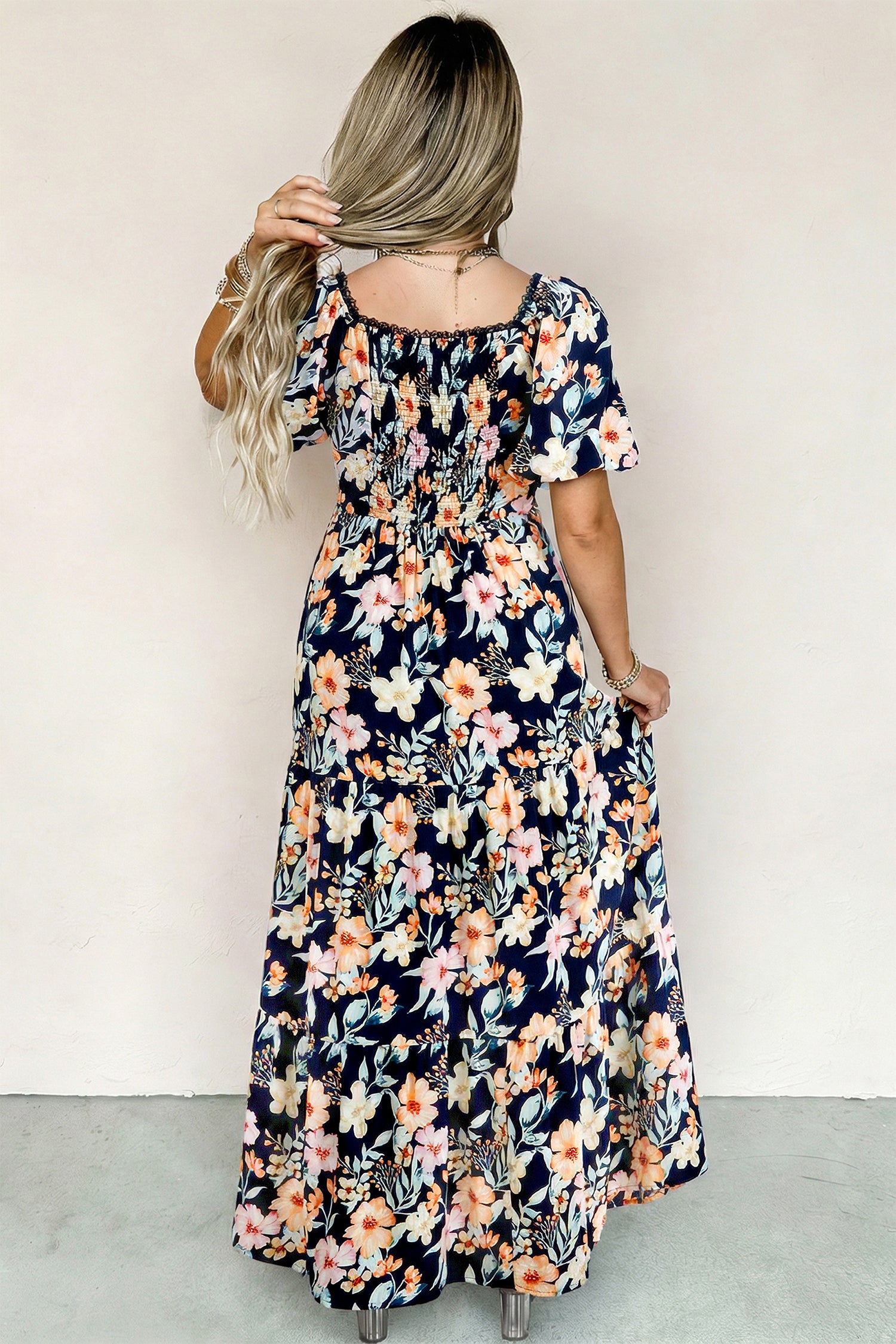 Long dress with floral print 