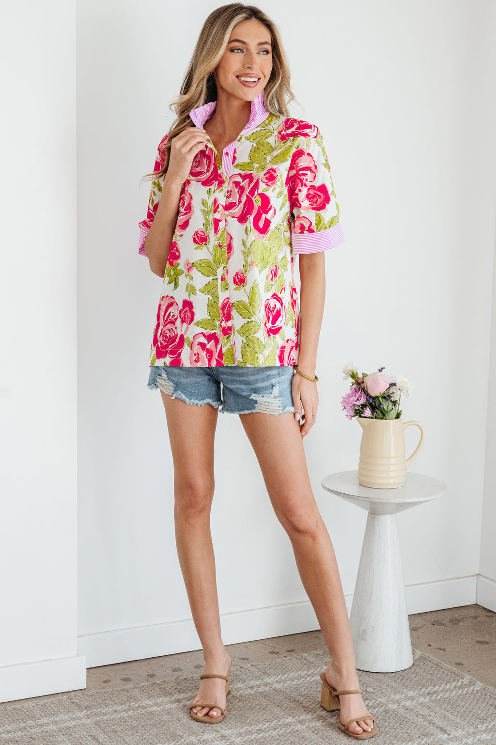 Short-sleeved cotton shirt 