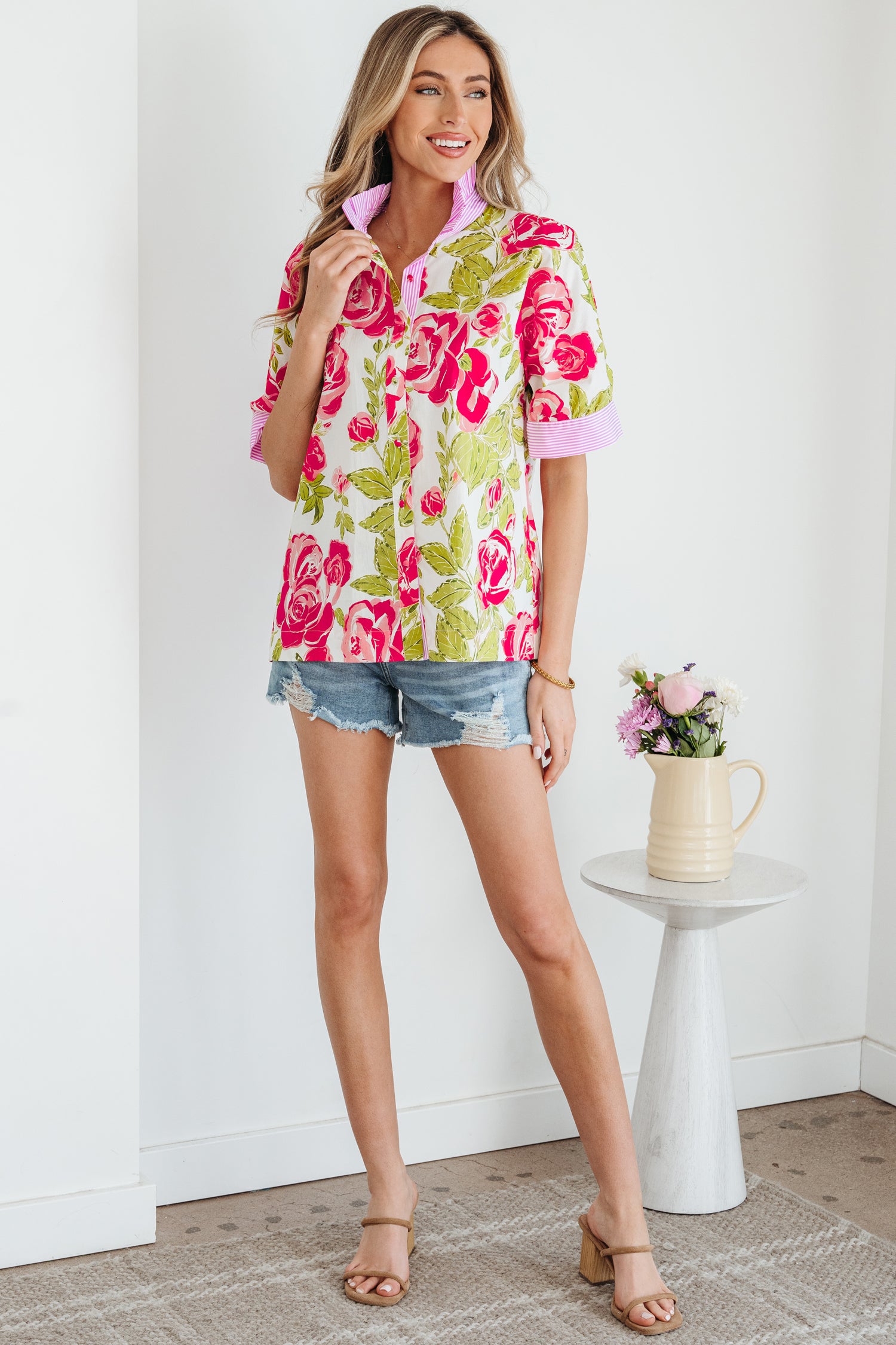 Short-sleeved cotton shirt 