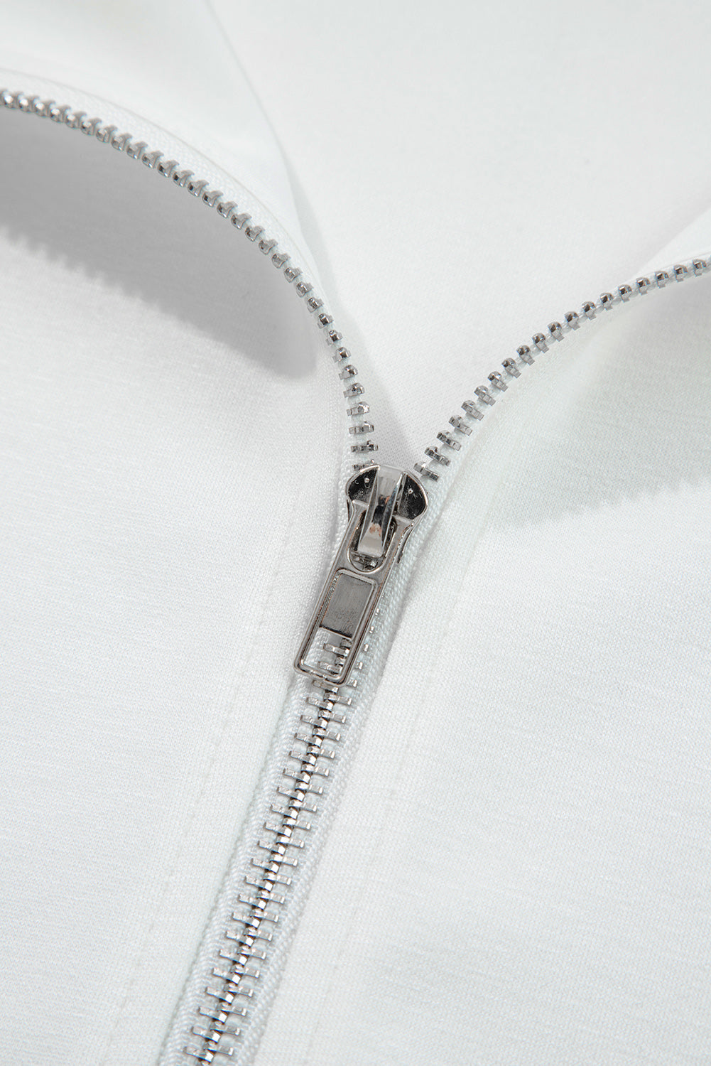 Яке с обемни ръкави