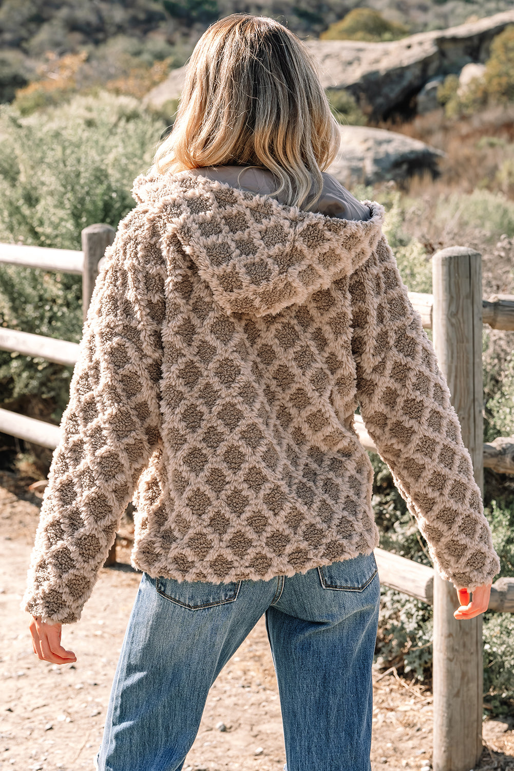 Яке с качулка