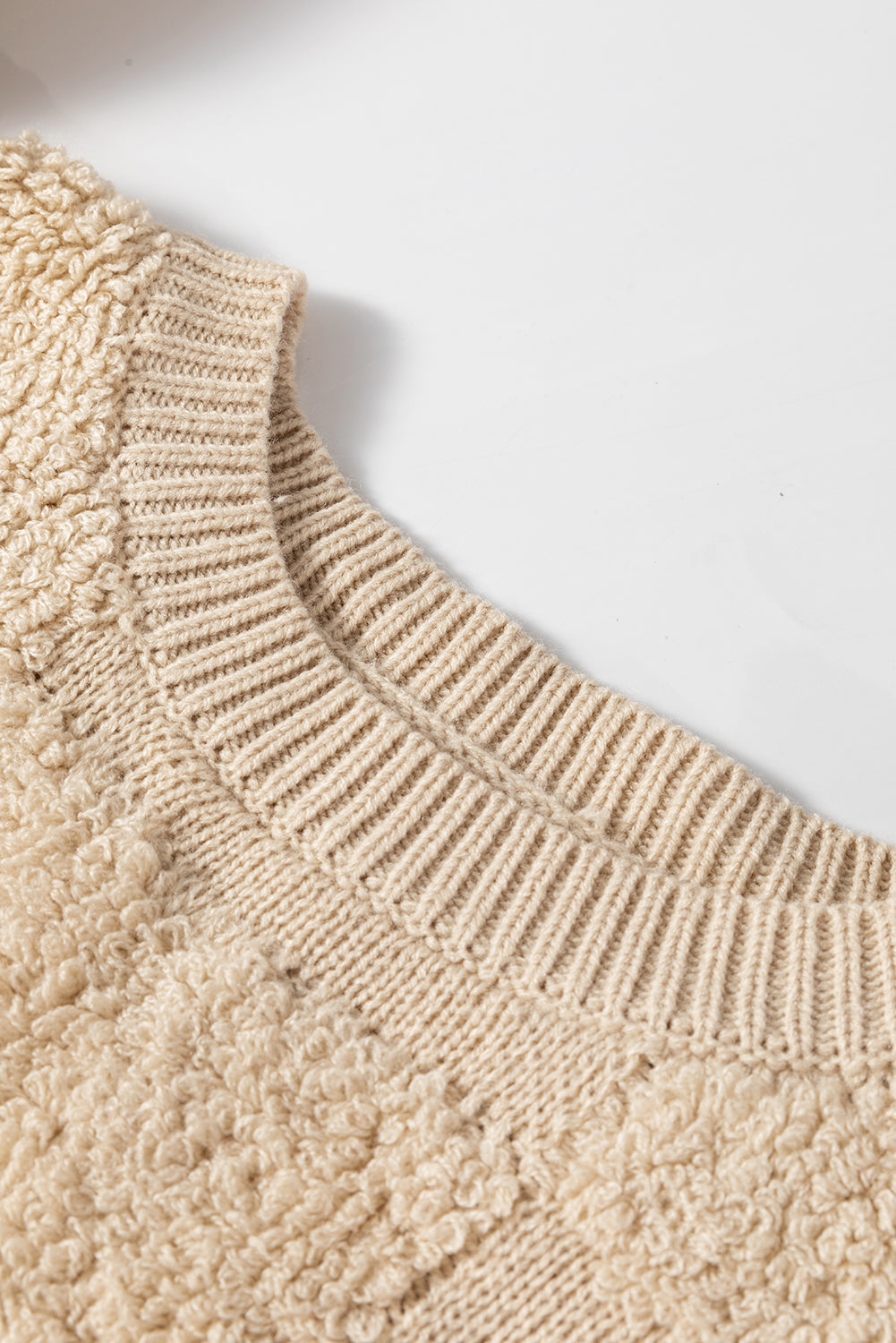 Fluffy sweater 