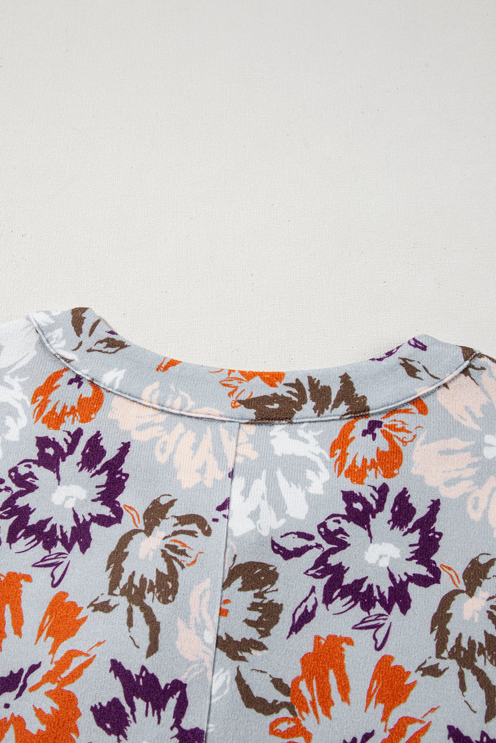 Long jumpsuit with floral print 