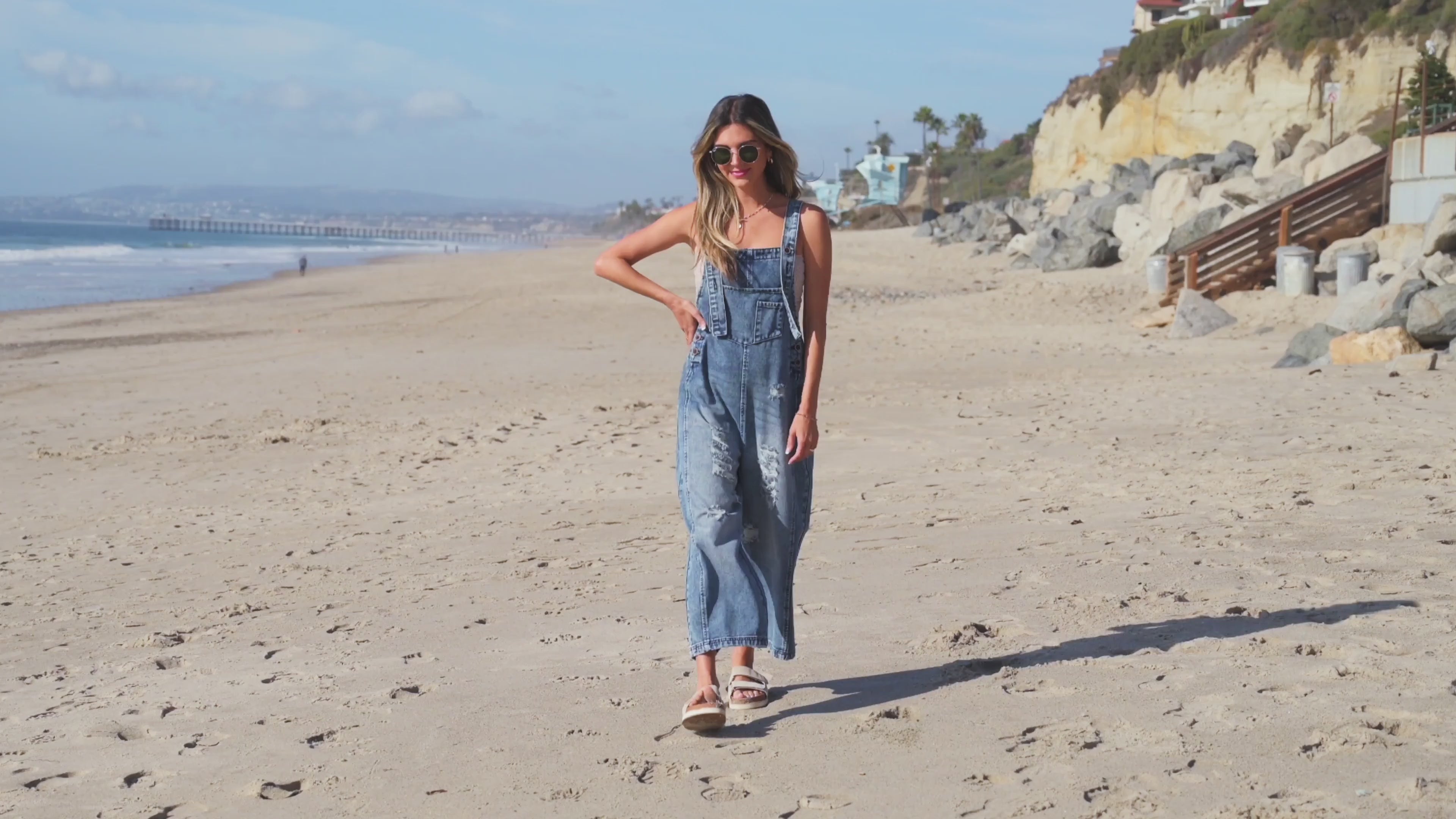 Denim jumpsuit with suspenders 